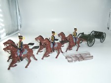 BRITAINS 8825 KINGS TROOP ROYAL HORSE ARTILLERY GUN TEAM METAL TOY SOLDIER SET
