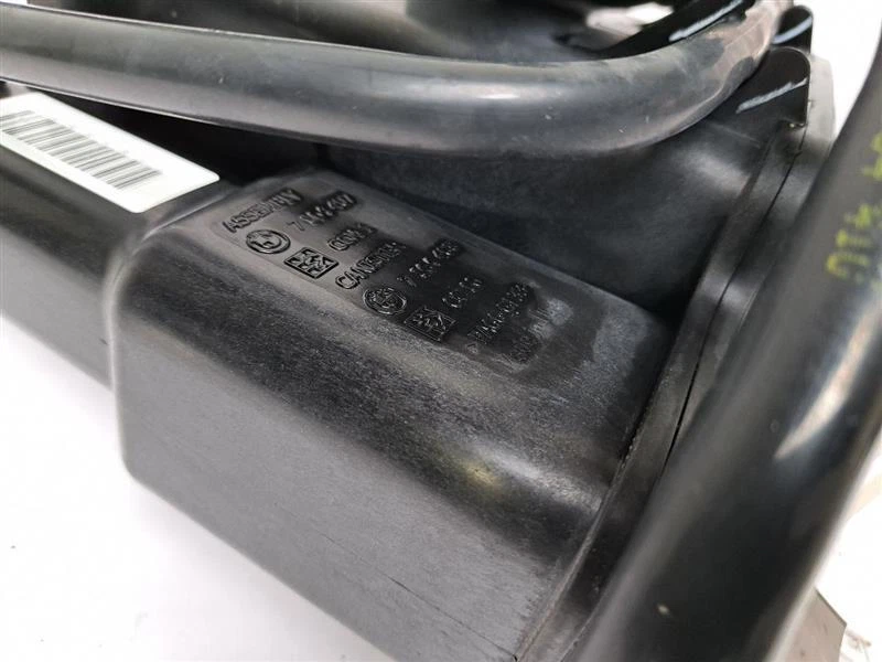 FUEL VAPOR 罐 适合宝马 X5 XDRIVE48I 2009 — 第 3/4 张图片