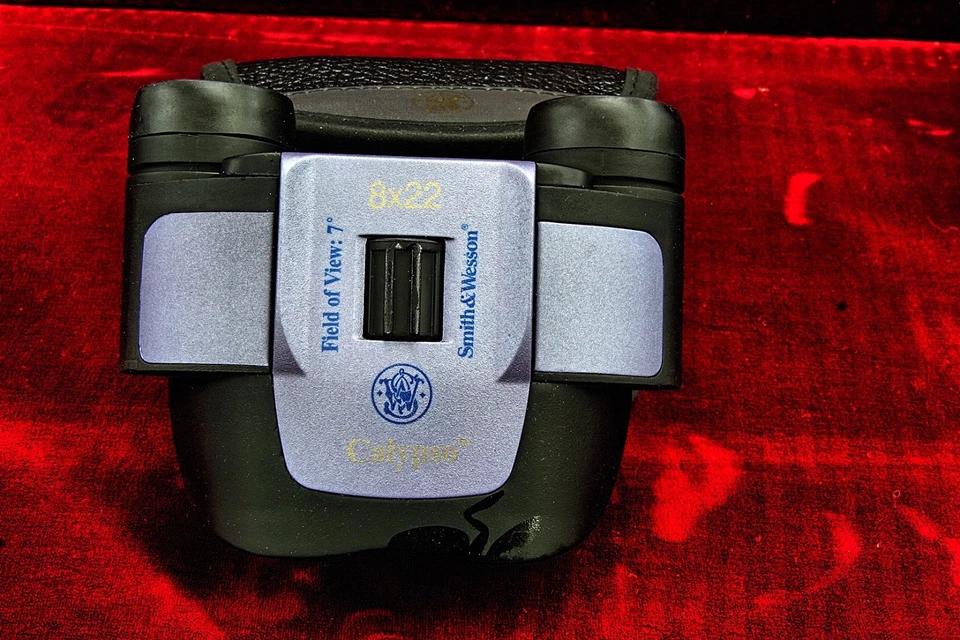 SALE Factory NEW Smith & Wesson 8x22 CALYPSO Binoculars BIRDING, HUNTING, SPORTS - Image 4 of 4