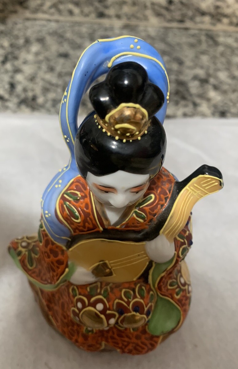Vintage Kutani Figurine Woman With Musical Instrument Vintage Kutani Figurine Woman With Musical Instrument