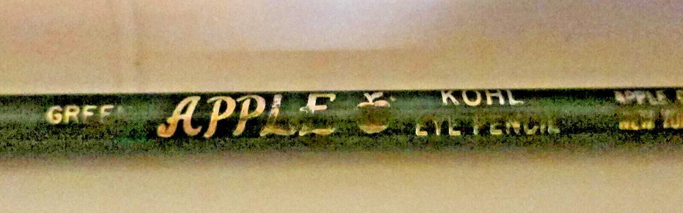 Lápiz delineador de ojos Apple Cosmetics Kohl - Verde - Nuevo sin sellar Foto 3 de 3