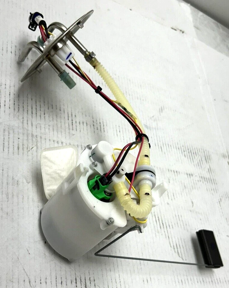 Conjunto de transmissor e bomba PFS-403 OEM Motorcraft 2005-2007 Escape Mariner 3.0L 2.3L - Imagem 3 de 4