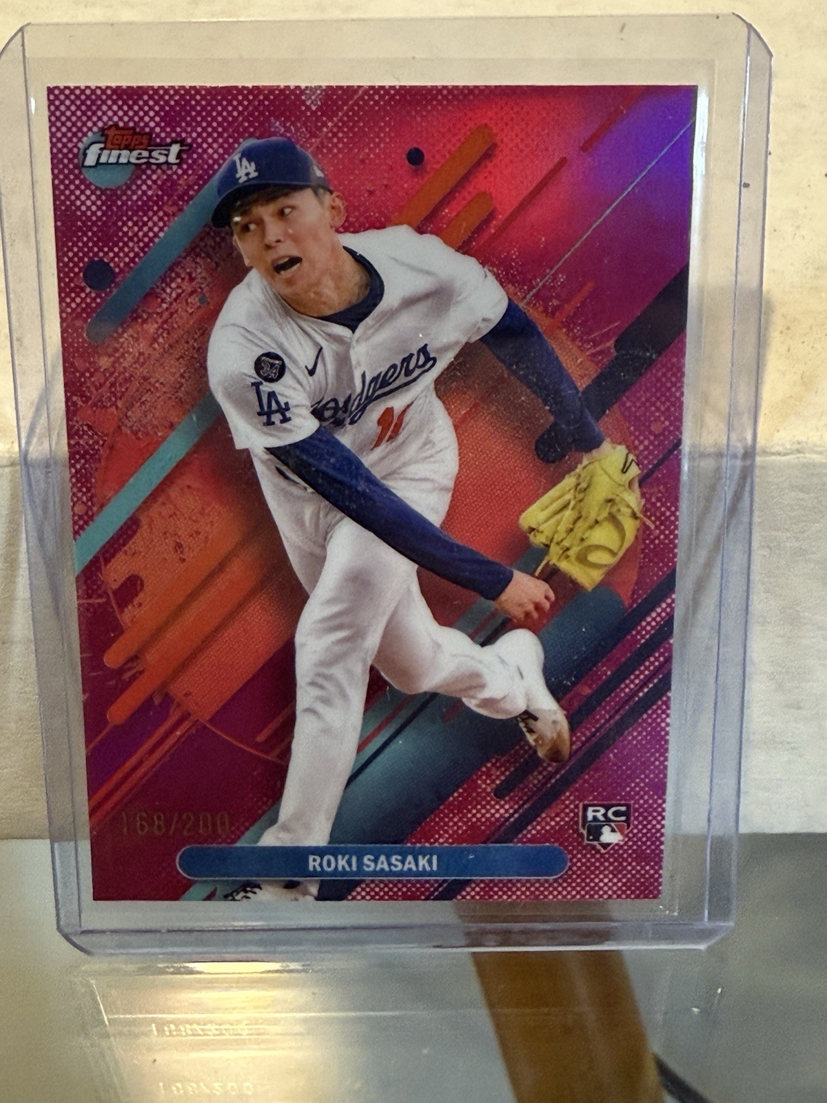 2025 Topps Finest - Rare Roki Sasaki #288 Magenta Refractor /200 (RC)