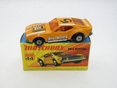 Matchbox Superfast 44B Boss Mustang hellorange The Boss Outline Shadow Tampo