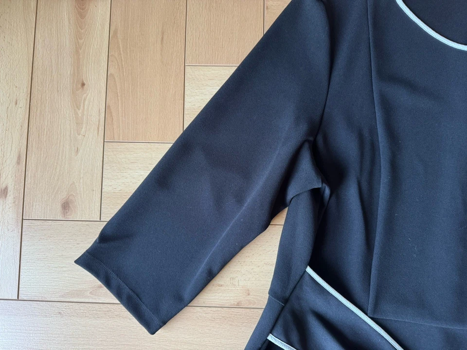 Neu mit Etikett, elegantes Kleid, Gr. 44 schwarz von Cosima - Bild 3 von 4