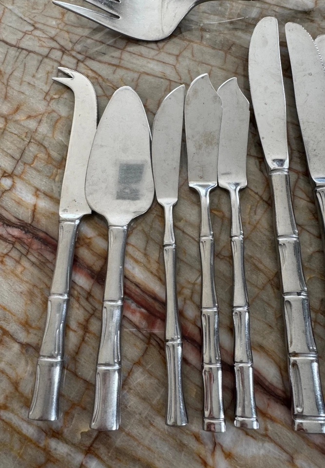 Cubiertos Supreme Mid Century y Rebacraft hechos en Japón bambú 39 piezas de cubiertos Foto 2 de 4