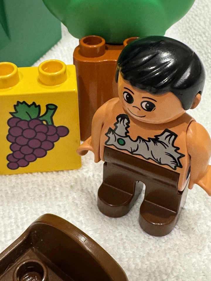 Минифигурки семьи пещерных людей LEGO Duplo доисторический огонь каноэ виноград дерево пещера? - Изображение 4 из 4