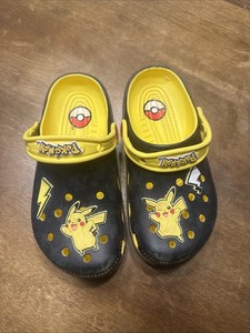 Crocs Pikachu | eBay display picture 1