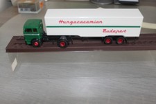 Brekina Mercedes Benz LPS 1620 Koffer SaZu grün " Hungaracamian Budapest " OVP