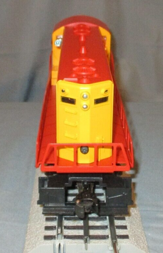 Lionel 8186 Burger King GP-20 Powered Diesel w/ 3 Pos Reverse O/027 ga. 1981 - Picture 7 of 14