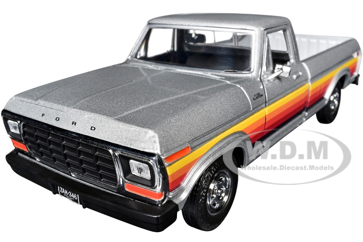 モーターマックス 1/24 1979 フォード F-150 BROWN Amazon.com: Motormax 1979 Ford F-150 Pickup Truck 1:24
