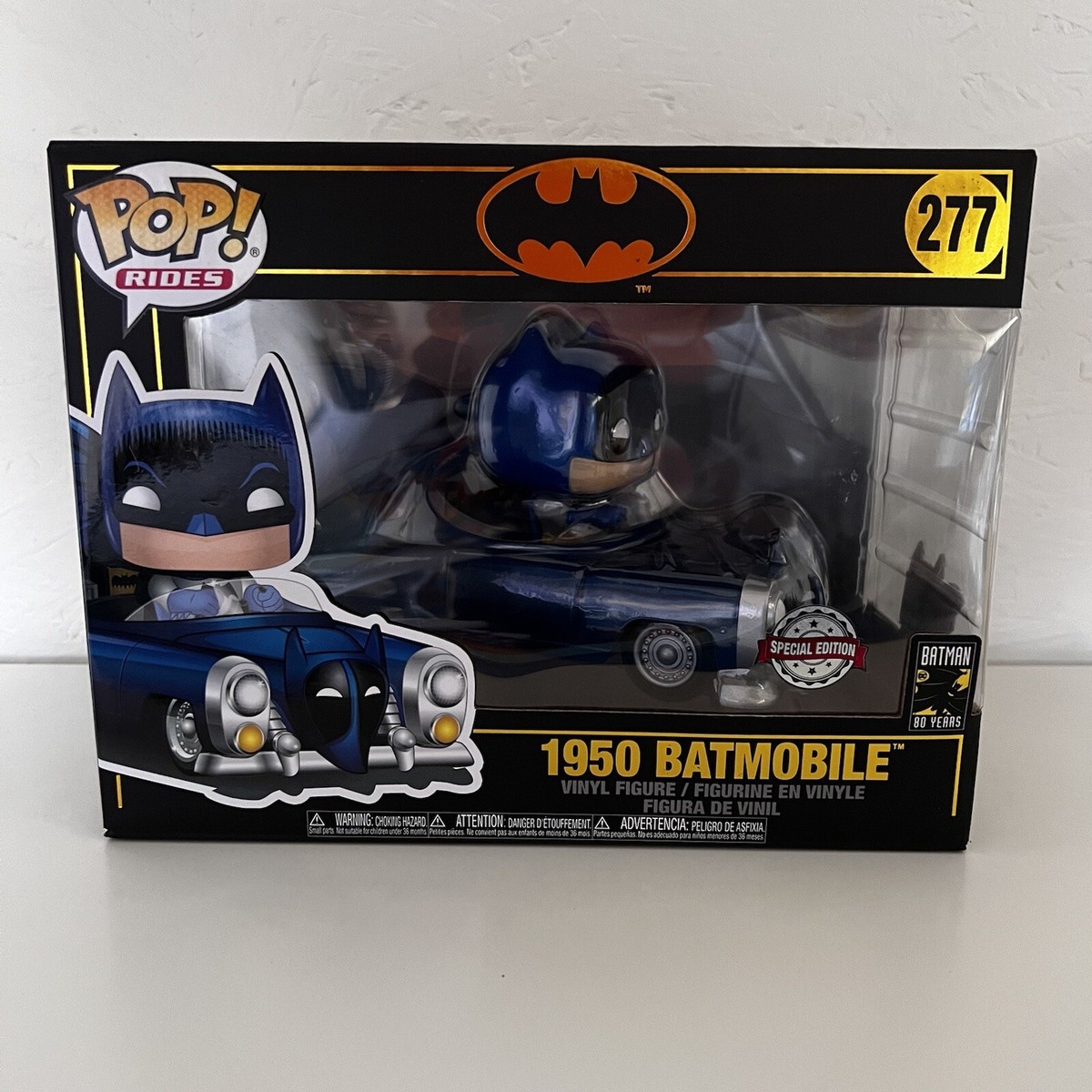 FUNKO POP RIDES! 1950 BATMOBILE #277 DC UNIVERSE COMICS BATMAN