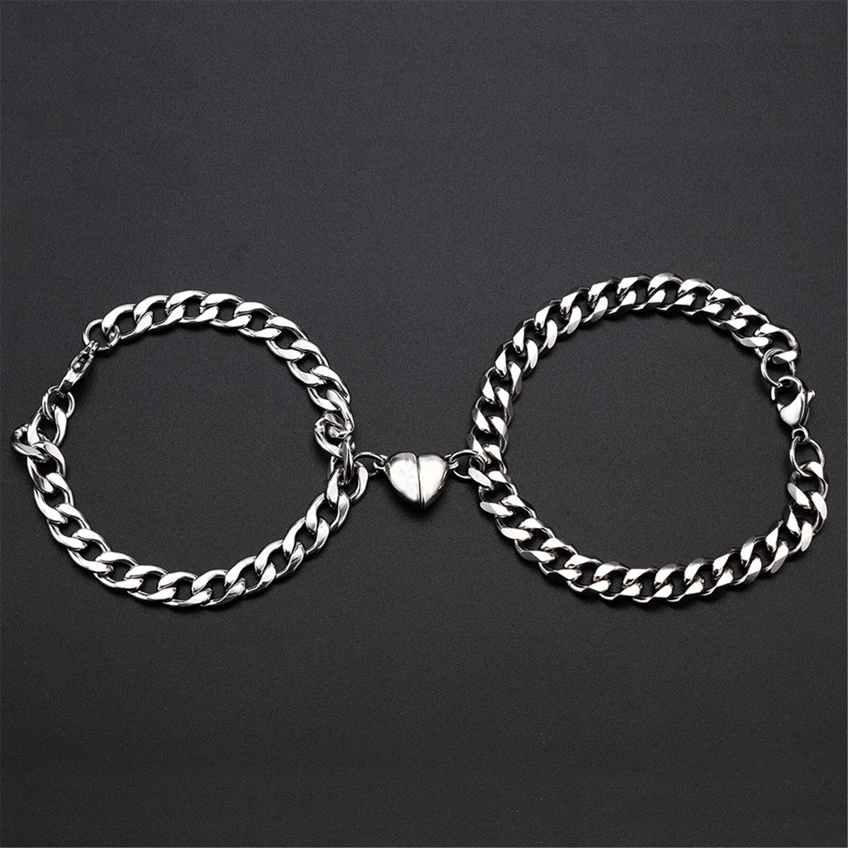 2pcs / set magnet pendant bracelet for couples high quality