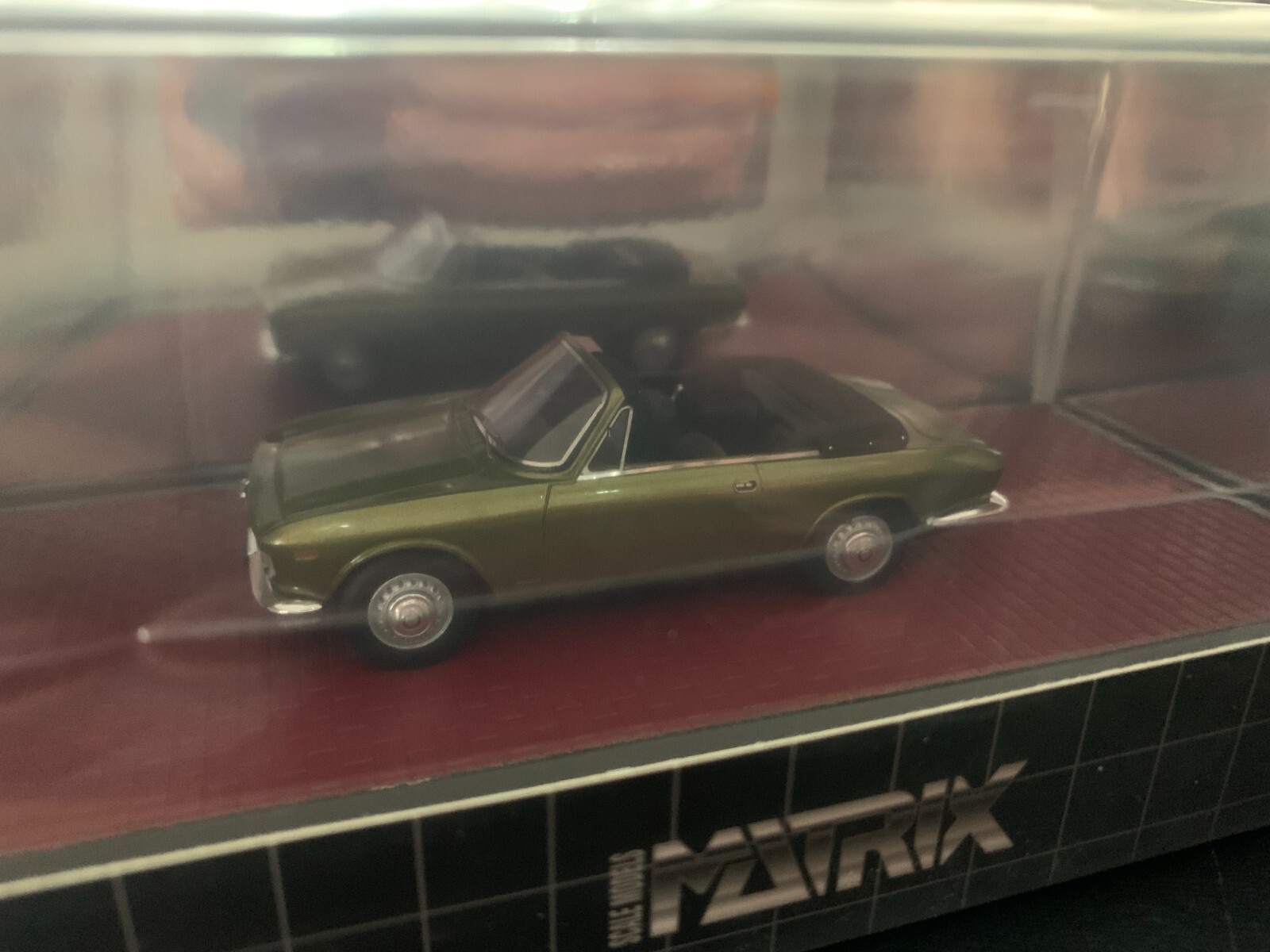 Matrix MX40102-133 Alfa Romeo Giulia GTC Cabrio 1964 verte, miniature de collection 1/43