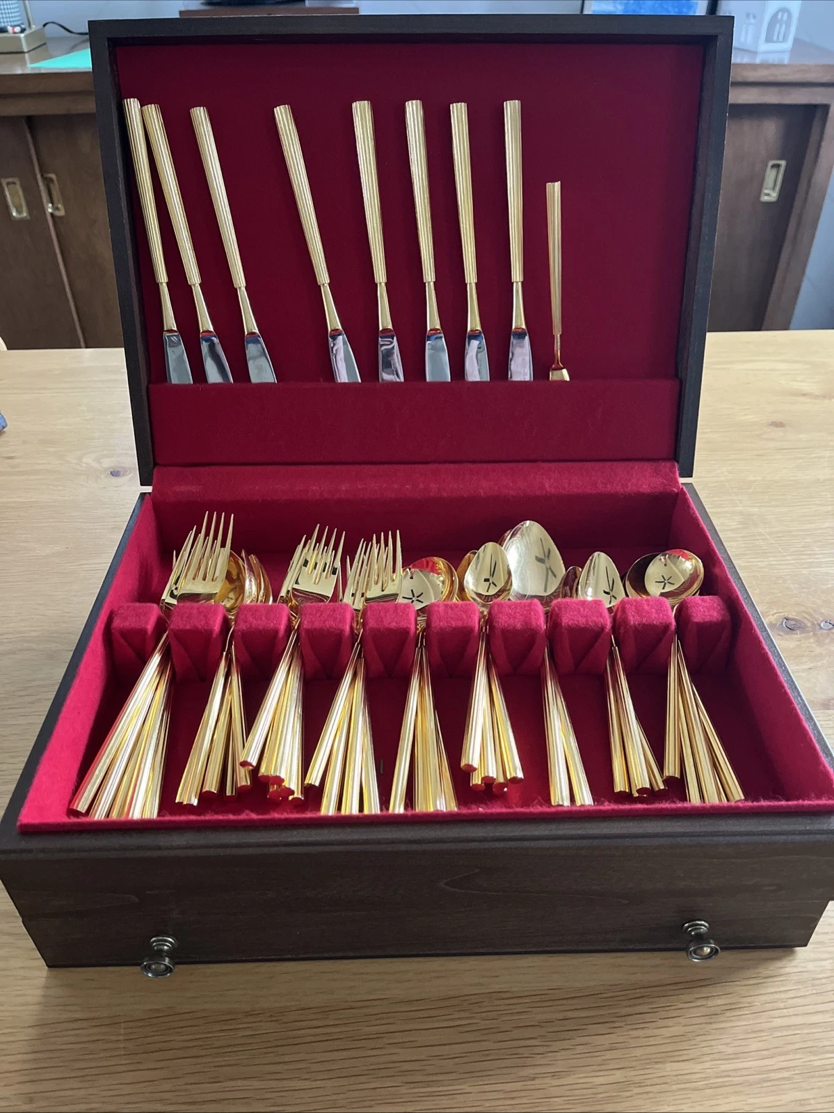 Epic Custom Stainless Gold Forged Flatware Set of 52 Silverware Mix - With Chest