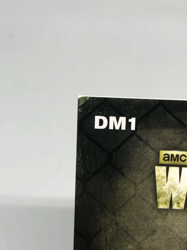 The Walking Dead Season 3 Part 2 Dual Wardrobe Card DM1 Andrea & The Governor - Image 3 of 4