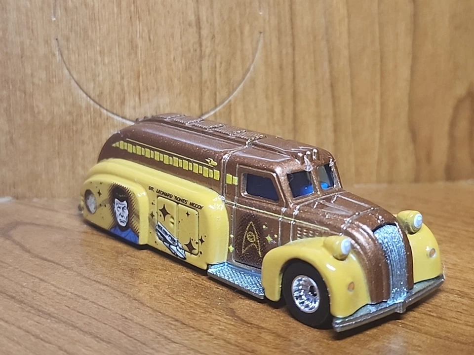 Hot Wheels '38 Dodge Airflow Dr. “Bones” McCoy Star Trek Series 1:64 Loose - Image 2 of 4