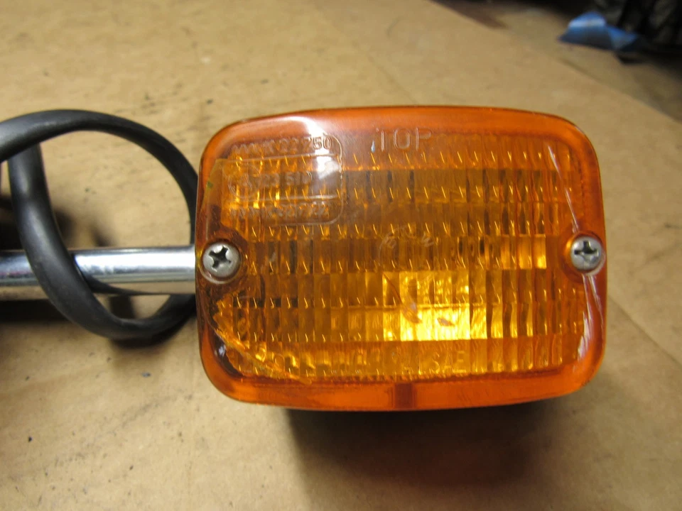 Luz trasera y intermitentes BMW R100RT, R100RS, R100CS, R100S, R100T Foto 2 de 4