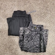 Under Armour UA Youth Large YL Loose Fit Shorts Lot Of 2
