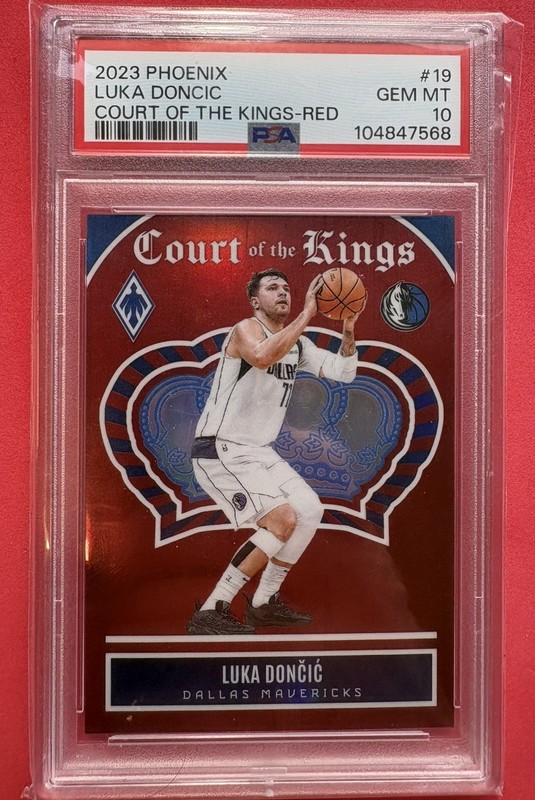 2023-24 Panini Phoenix - Court of the Kings Luka Dončić Red /125 PSA 10 POP 1 🔥