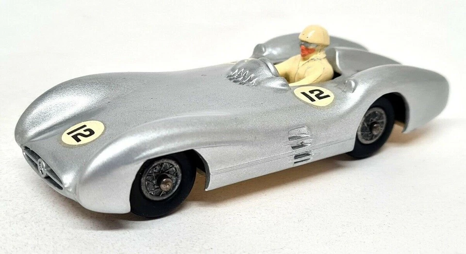 Crescent Toys Vintage - Mercedes Benz 2.5 Litre G/Prix Car Restored Silver #12 - Image 2 of 4
