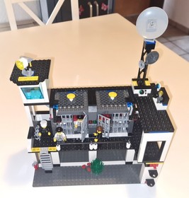Lego City Police Huge Set (7743 + 7744)