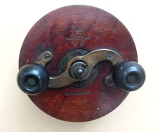 Antique GOOD LUCK HORSESHOE AND FISH TM ~ Wood and Brass Sidewinder Fishing Reel