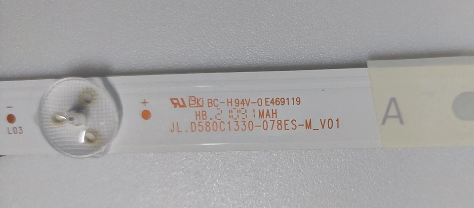 Kit 4 Striscie a LED JL.D580C1330-078ES-M_V01 x Tv Toshiba 58’’ 58UA2063DA - Immagine 3 di 4