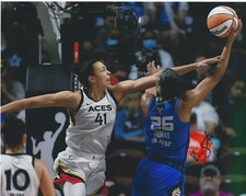 KIAH STOKES Signed 8 x 10 Photo WNBA Basketball UCONN HUSKIES Las Vegas ACES