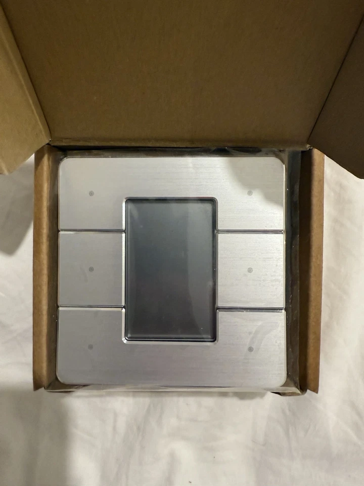 Philips Dynalite Antumbra Display Panel PADPE-AA-X – New in Box - Image 3 of 3