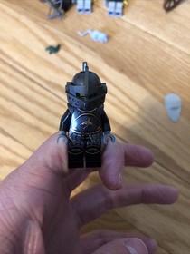 LEGO Castle: Escape from the Dragon's Prison (7187)