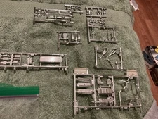 1/24 1/25 scale model Parts Lot Headers,valve Covers And More Only (3)