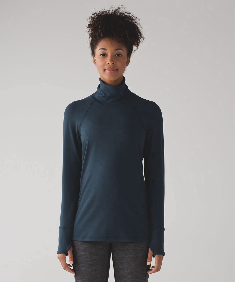 Lululemon Hill And Valley Turtleneck View 3