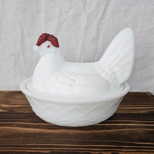 Vintage Westmoreland Milk Glass Hen on Nest Covered Dish