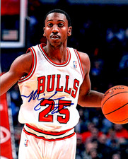 Marquis Teague Signed 8x10 Photo Autographed Picture Chicago Bulls NBA c