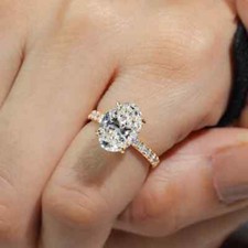 Oval 4.00 Carat Engagement Ring IGI Lab Created Diamond 14K Yellow Gold