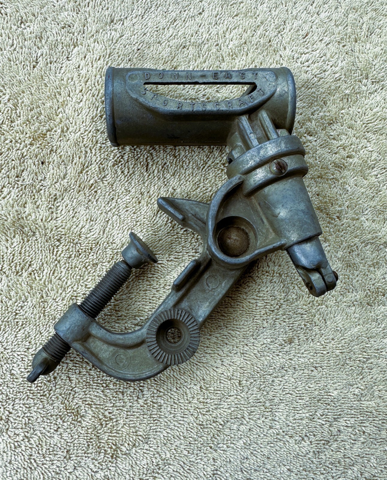 VINTAGE DOWN EAST ROD HOLDER STANDARD WITH SINGLE CLAMP MOUNT eBay