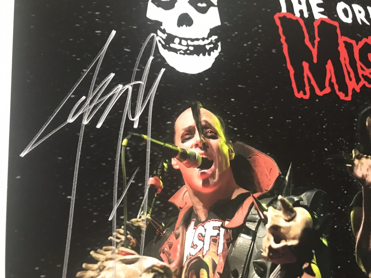 Original Misfits SIGNED Doyle Jerry Only LAST Poster No Values