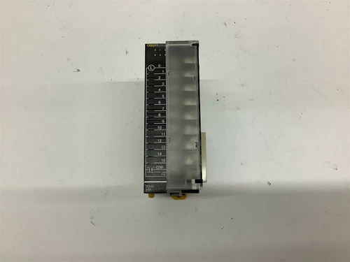 Omron CJ1W-OD211 Output Unit 24 V 0.5 A 