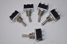 Lot of 5 Arrow Hart Toggle Switch On-Off 3A 125VAC / 1A 250 VAC - 83050-1 Base