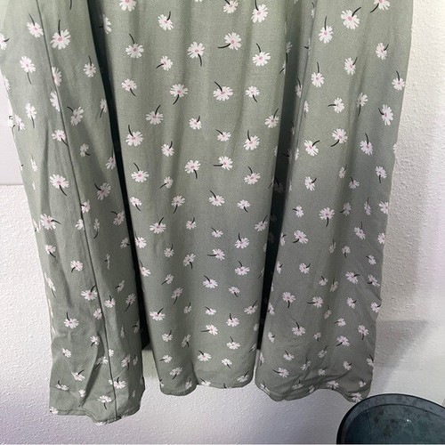 Altar'd State Sleeveless Ruffled Trim Mini Floral Green Dress Size XL NWT - Picture 4 of 8