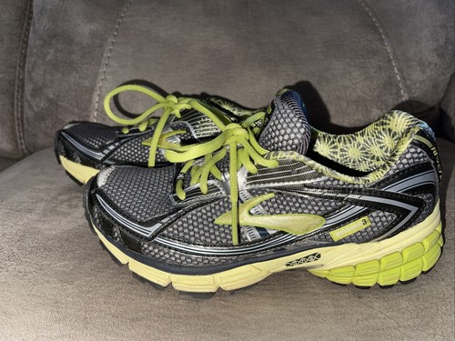 brooks size 5.5