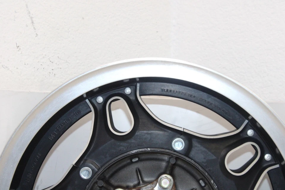 Llanta trasera 79-82 HONDA CX500C OEM Foto 3 de 4