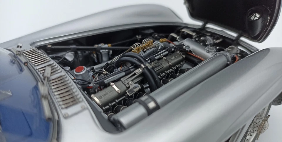 CMC M-245 Mercedes-Benz 300SL Coupe, RAC Tourist 1955, 1:18. LE 1,000 - Image 3 of 4