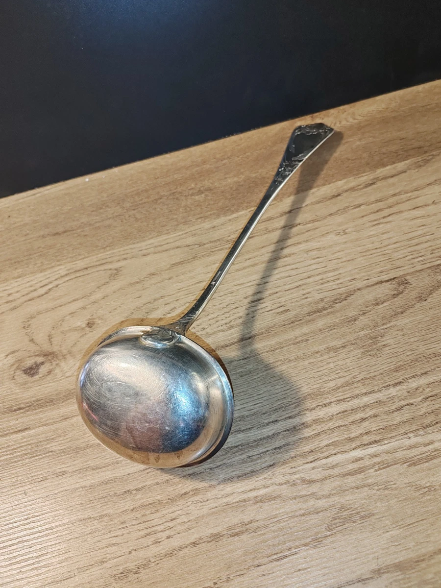 Ancienne Louche DEETJEN 100 modèle LOUIS XV ROCAILLE métal argenté