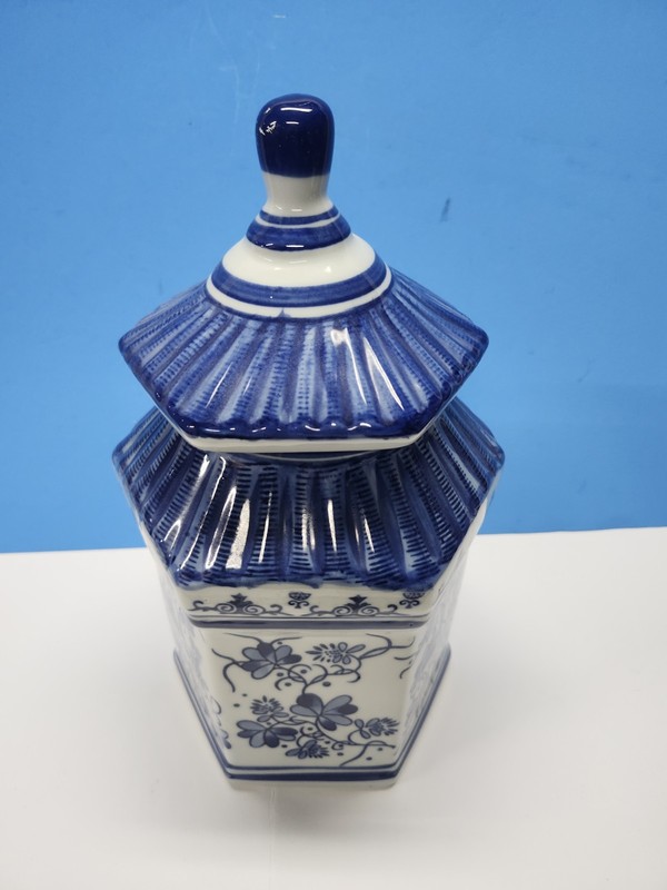Vintage Chinoiserie Blue & White Porcelain Pagoda Canister with Lid