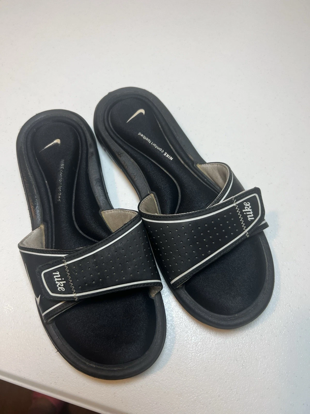 Sandali Nike vintage Y2K donna 7 360883 011 nero bianco slide sandali