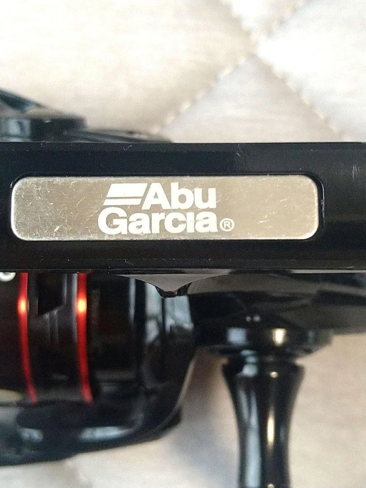 Abu Garcia Blackmax II 3000 Spinning Reel Lightweight Anti-Slip Handle 5.1:1 Gea - Image 4 of 4