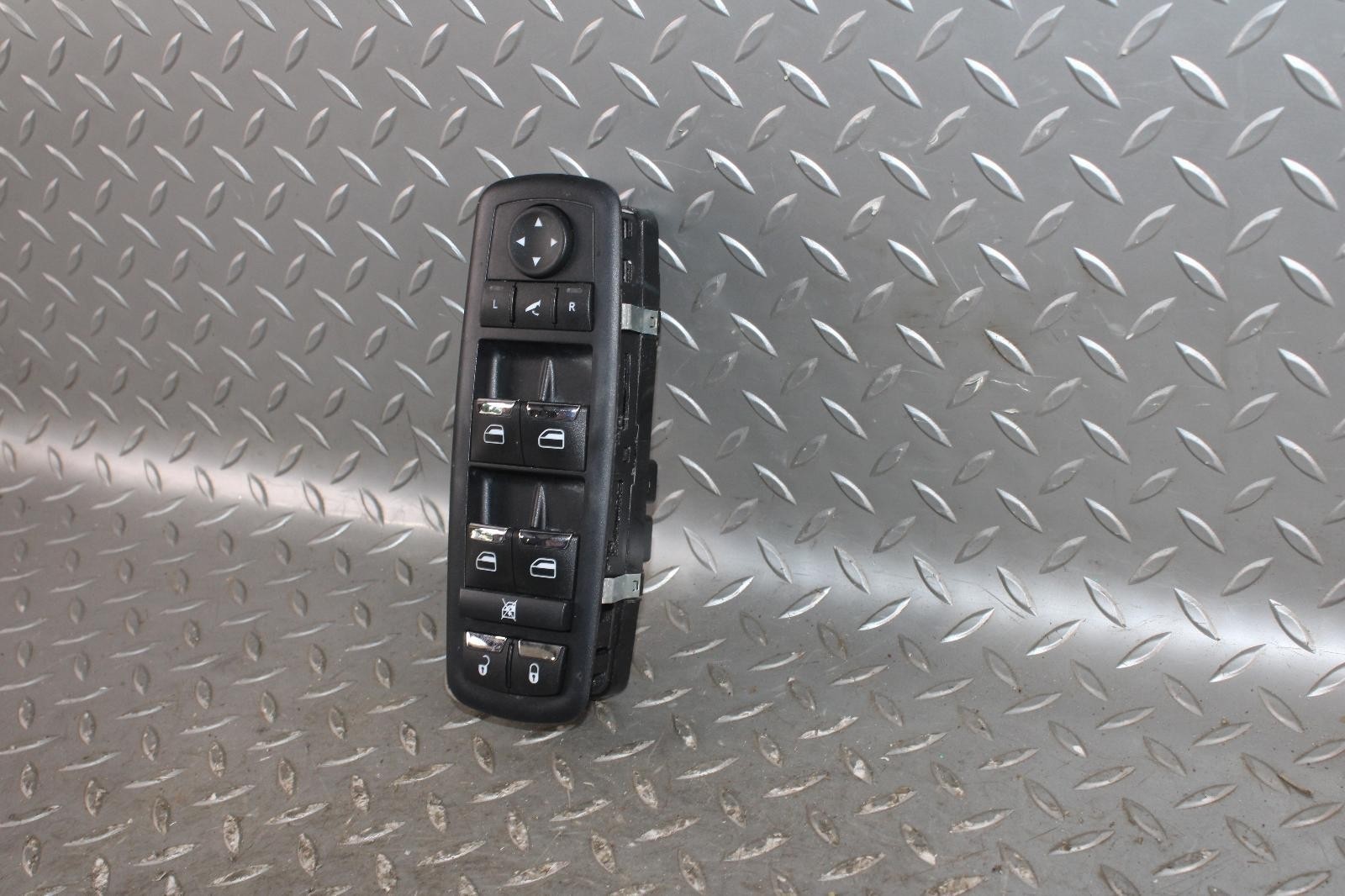 Maserati Ghibli 2014-2019 Left Door lock switch P/N 670025406