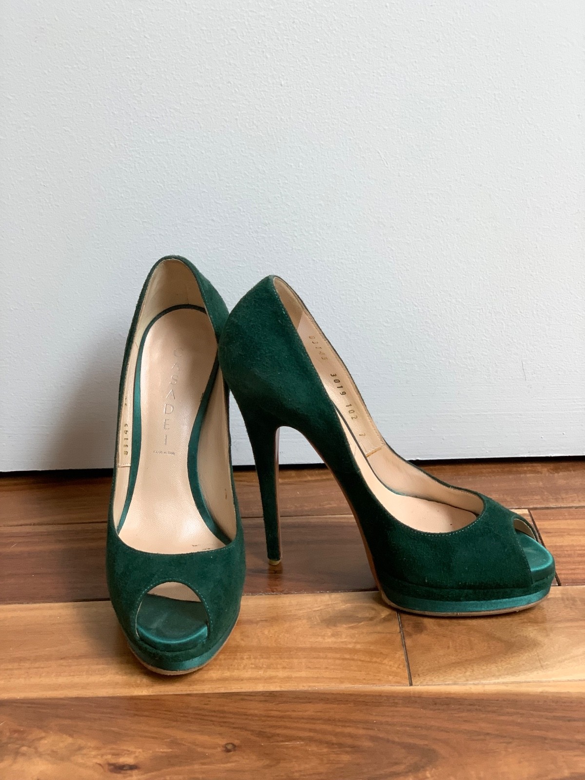 Casadei Green Suede Peep Toe Platform Heels. Size 7.